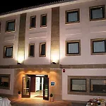 Hotel Entredos 3*
