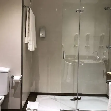 Entredos 3* Guijuelo