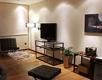 Entredos 3*