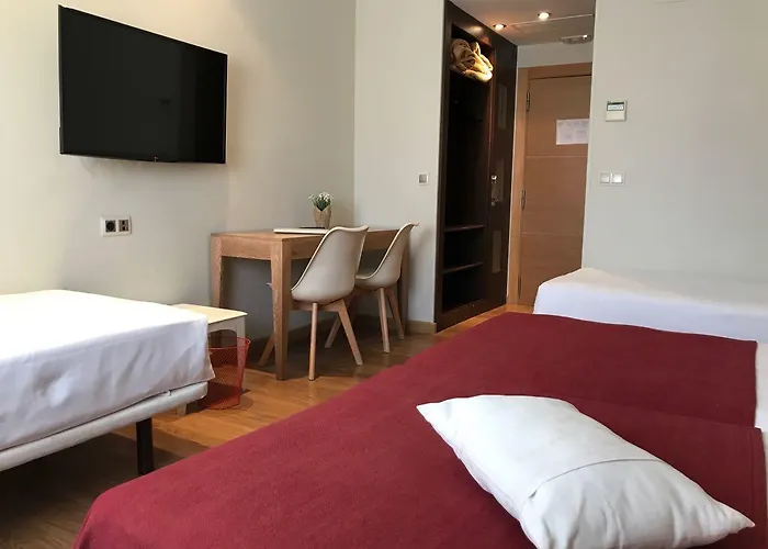 Entredos 3* Guijuelo